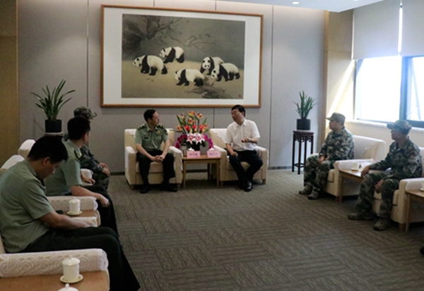 1566892777395447.jpg 贵宾室会谈_副本.jpg