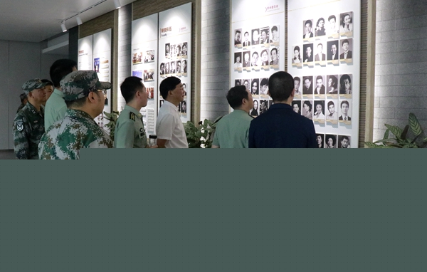 1566892533874143.jpg 参观学院介绍_副本.jpg